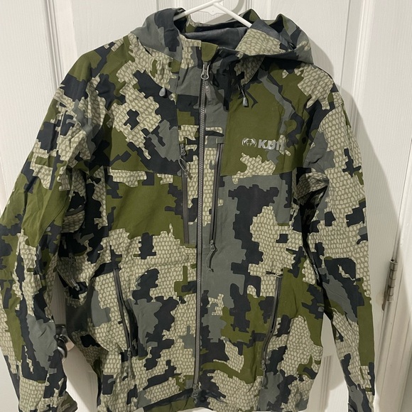 KUIU Kutana Storm Shell Jacket - Picture 3 of 10